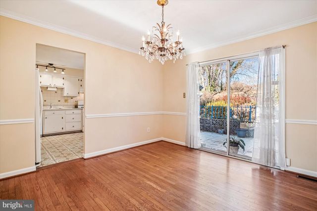 6144 CHESTERBROOK RD, Mclean, VA 22101