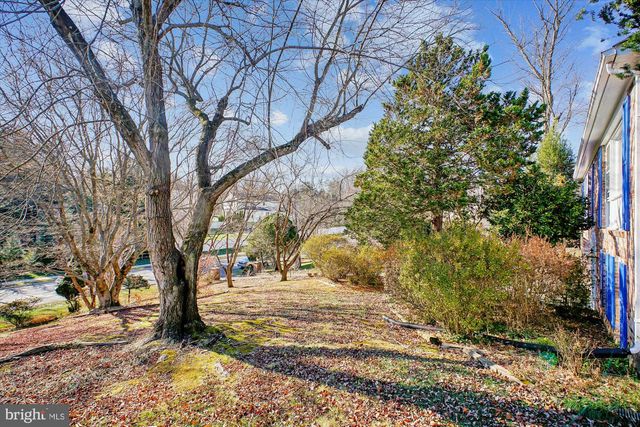 6144 CHESTERBROOK RD, Mclean, VA 22101