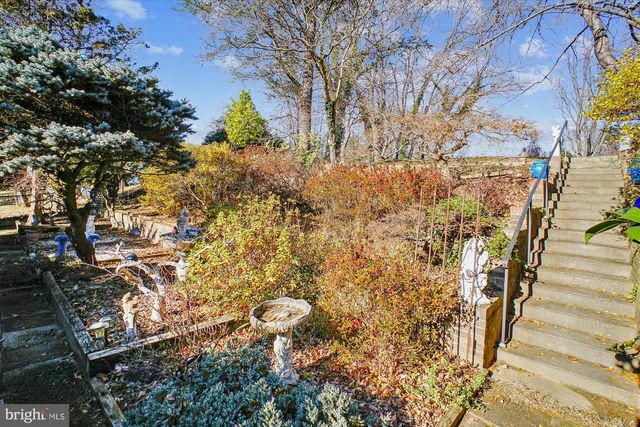 6144 CHESTERBROOK RD, Mclean, VA 22101