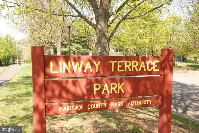 6144 CHESTERBROOK RD, Mclean, VA 22101