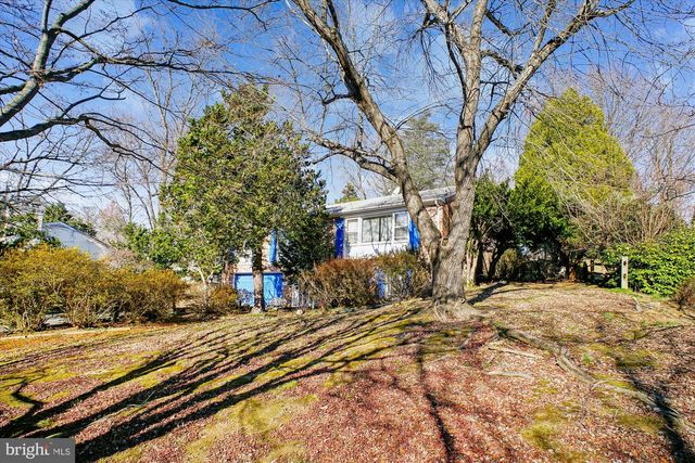 6144 CHESTERBROOK RD, Mclean, VA 22101