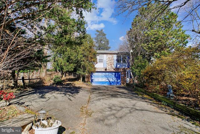 6144 CHESTERBROOK RD, Mclean, VA 22101