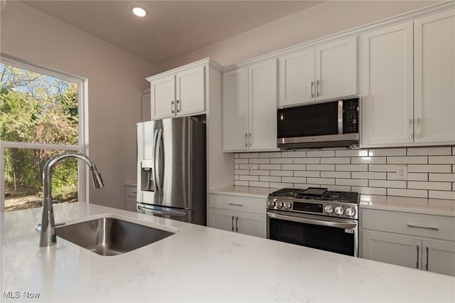 2265 E 97th Street, Cleveland, OH 44106