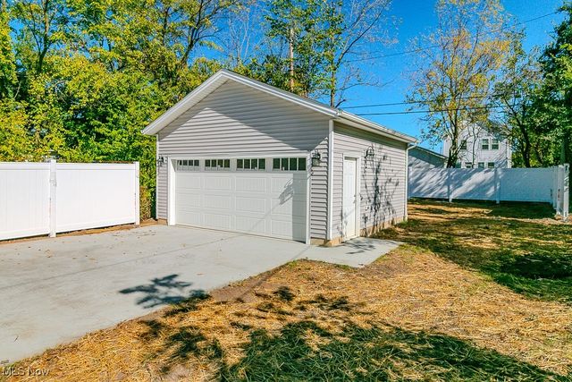 2265 E 97th Street, Cleveland, OH 44106