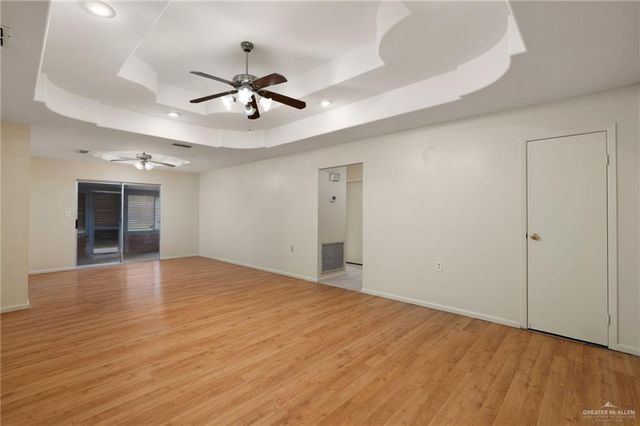 300 N 41st Street, Mcallen, TX 78501