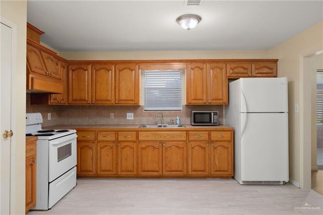 300 N 41st Street, Mcallen, TX 78501