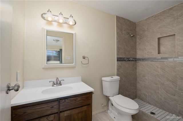 300 N 41st Street, Mcallen, TX 78501