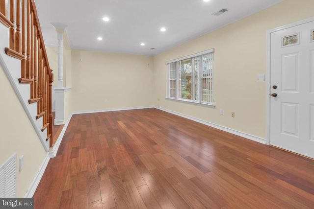 46 SASSAFRASS, North Brunswick, NJ 08902