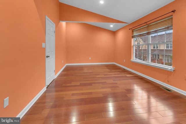 46 SASSAFRASS, North Brunswick, NJ 08902