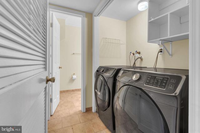 46 SASSAFRASS, North Brunswick, NJ 08902