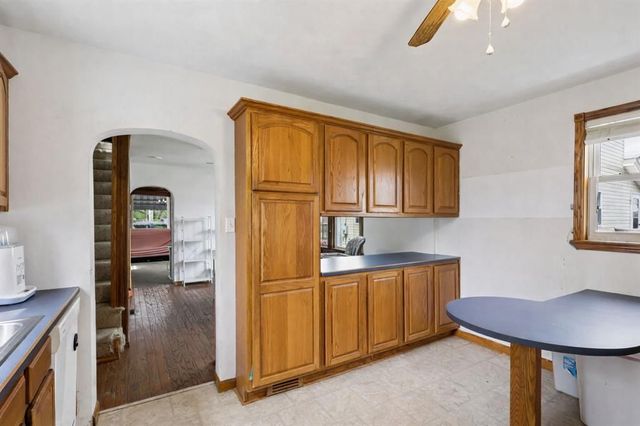 2112 Keystone AVENUE, Hempfield Twp, PA 15601