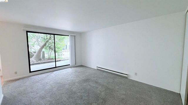 8 Admiral Dr. A232, Emeryville, CA 94608