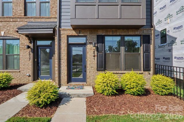 2841 Statesville Avenue, Charlotte, NC 28206