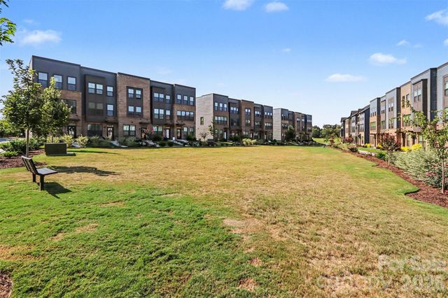 2841 Statesville Avenue, Charlotte, NC 28206