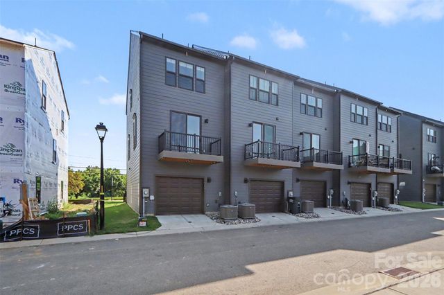 2841 Statesville Avenue, Charlotte, NC 28206