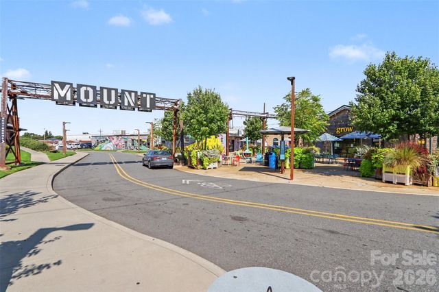 2841 Statesville Avenue, Charlotte, NC 28206
