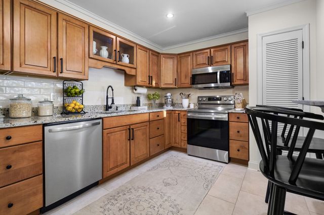 1603 Hilldale Dr, Murfreesboro, TN 37129