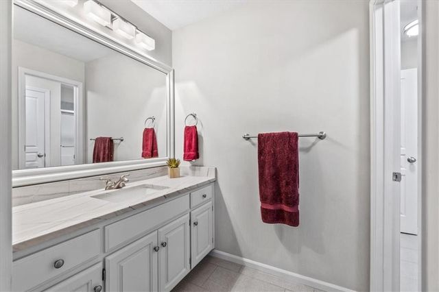 14109 Meadow Lane, Leawood, KS 66224