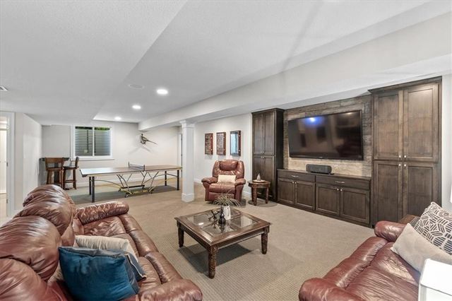 14109 Meadow Lane, Leawood, KS 66224