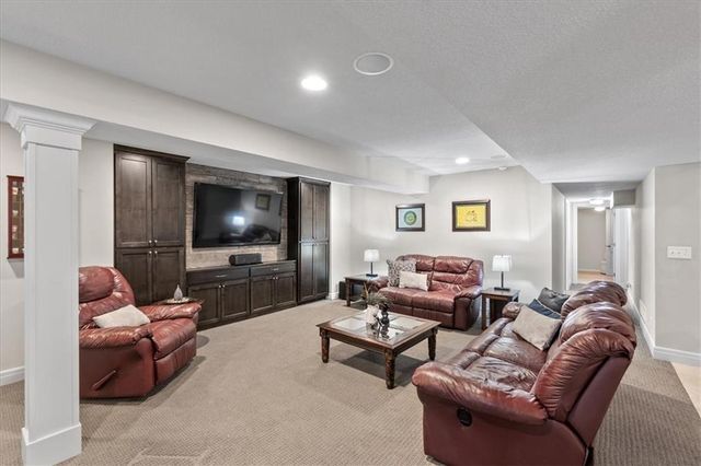 14109 Meadow Lane, Leawood, KS 66224