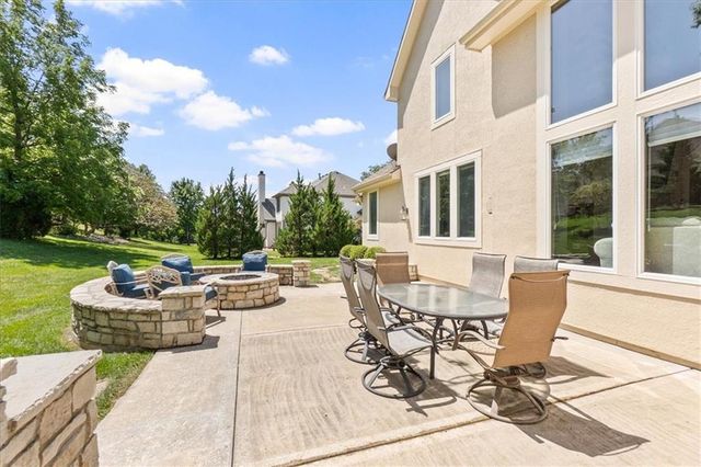 14109 Meadow Lane, Leawood, KS 66224