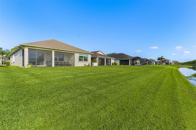 700 Honeybell Court SW, Vero Beach, FL 32968