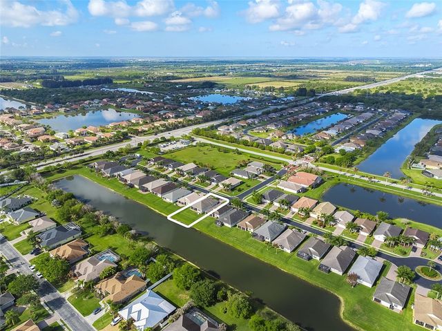 700 Honeybell Court SW, Vero Beach, FL 32968