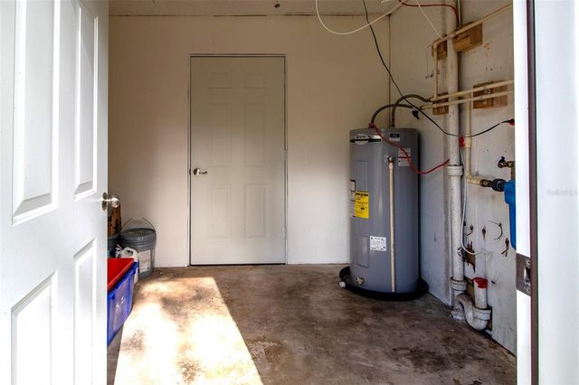 4625 SW 47TH WAY, Gainesville, FL 32608