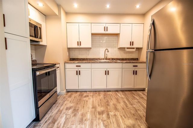 4625 SW 47TH WAY, Gainesville, FL 32608