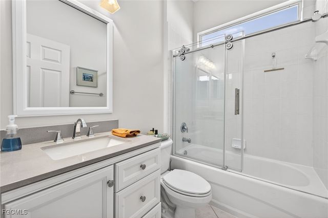 12081 Hidden Links DR, Fort Myers, FL 33913