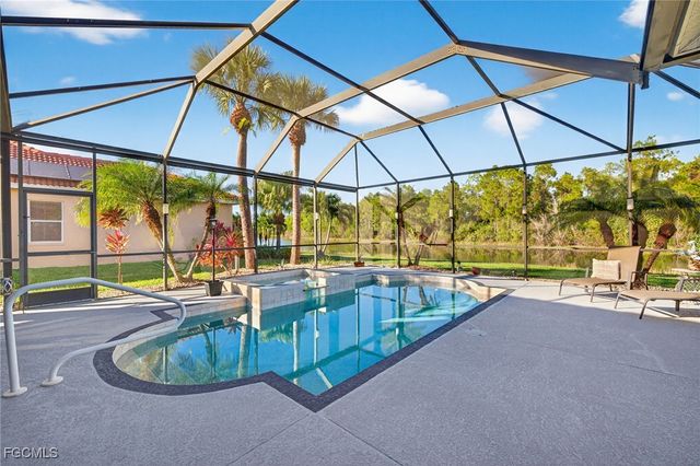 12081 Hidden Links DR, Fort Myers, FL 33913