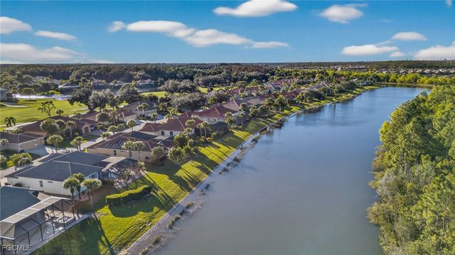 12081 Hidden Links DR, Fort Myers, FL 33913