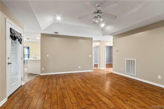 16287 SUMNER BROOK, Moundville, AL 35474