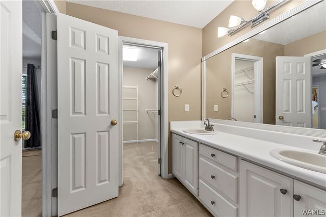 16287 SUMNER BROOK, Moundville, AL 35474