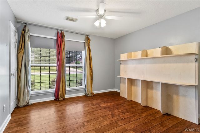 16287 SUMNER BROOK, Moundville, AL 35474