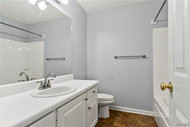 16287 SUMNER BROOK, Moundville, AL 35474