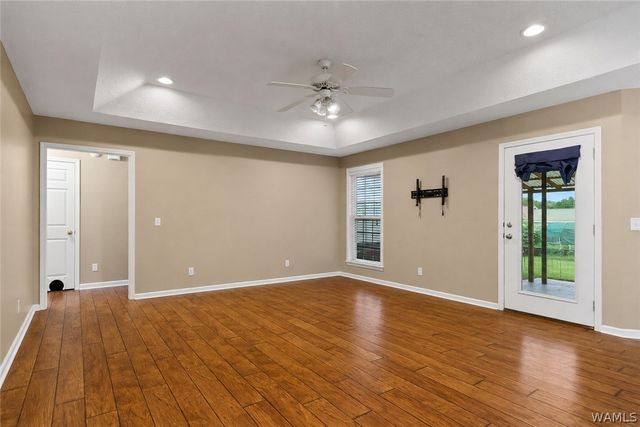 16287 SUMNER BROOK, Moundville, AL 35474