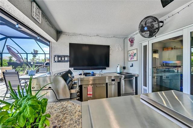 1811 SW 3rd TER, Cape Coral, FL 33991