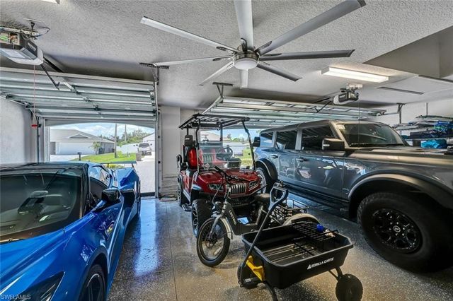 1811 SW 3rd TER, Cape Coral, FL 33991