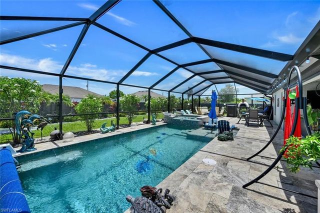 1811 SW 3rd TER, Cape Coral, FL 33991