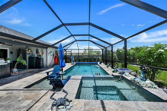 1811 SW 3rd TER, Cape Coral, FL 33991