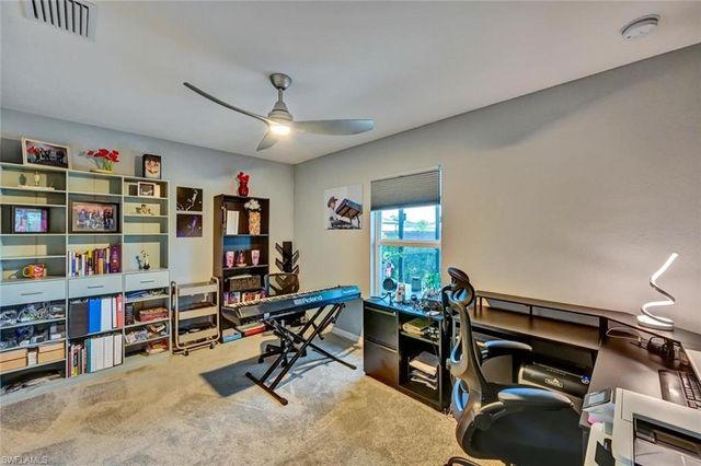 1811 SW 3rd TER, Cape Coral, FL 33991