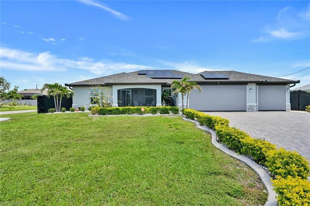 1811 SW 3rd TER, Cape Coral, FL 33991