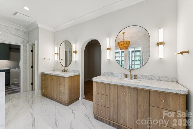 630 Ashworth Road, Charlotte, NC 28211