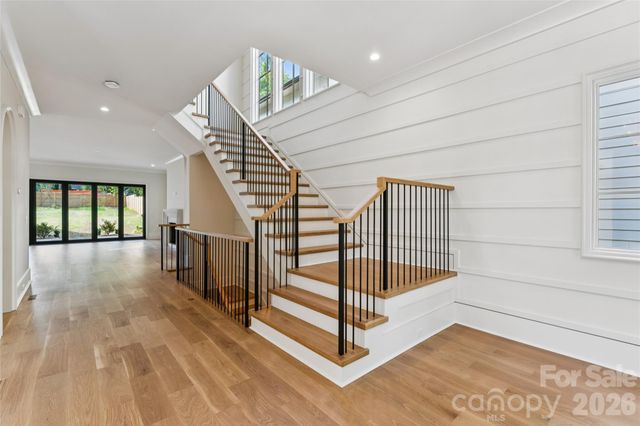630 Ashworth Road, Charlotte, NC 28211