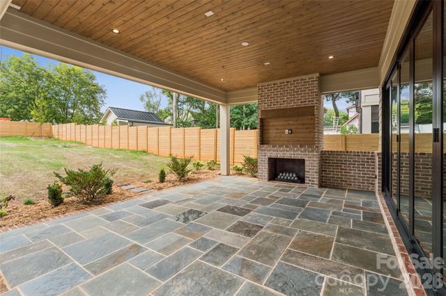 630 Ashworth Road, Charlotte, NC 28211