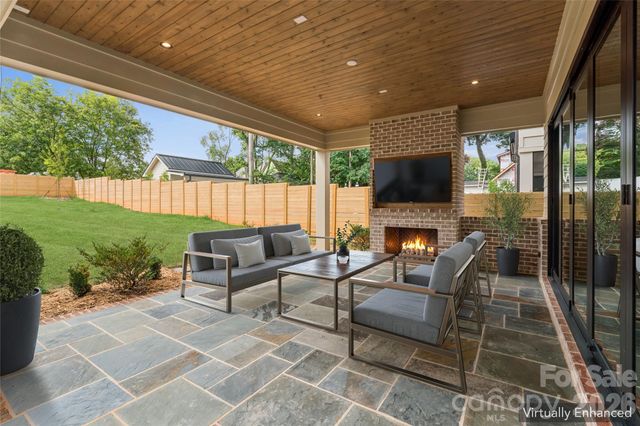 630 Ashworth Road, Charlotte, NC 28211