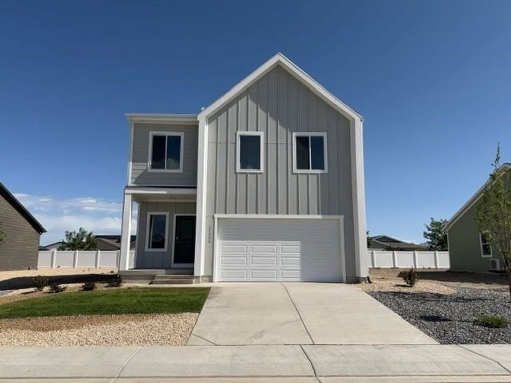 2132 Moon Beam Pl Unit A, Grand Junction, CO 81505