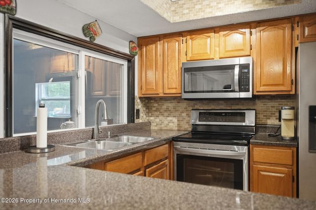 12227 Glen Haven Street, Spring Hill, FL 34609