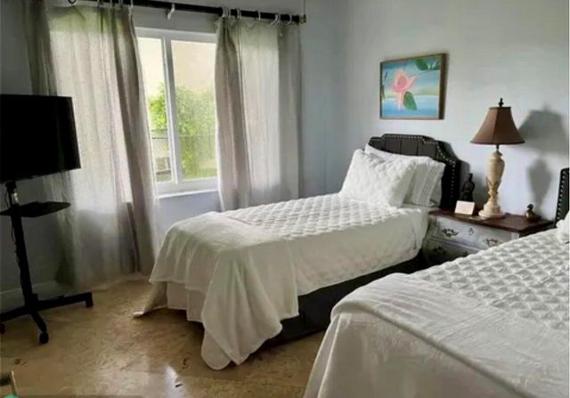 9285 NW 44TH Court, Coral Springs, FL 33065